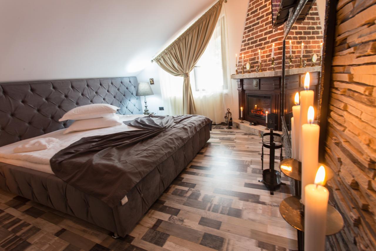 Pension Casa Wenge Сіная Екстер'єр фото