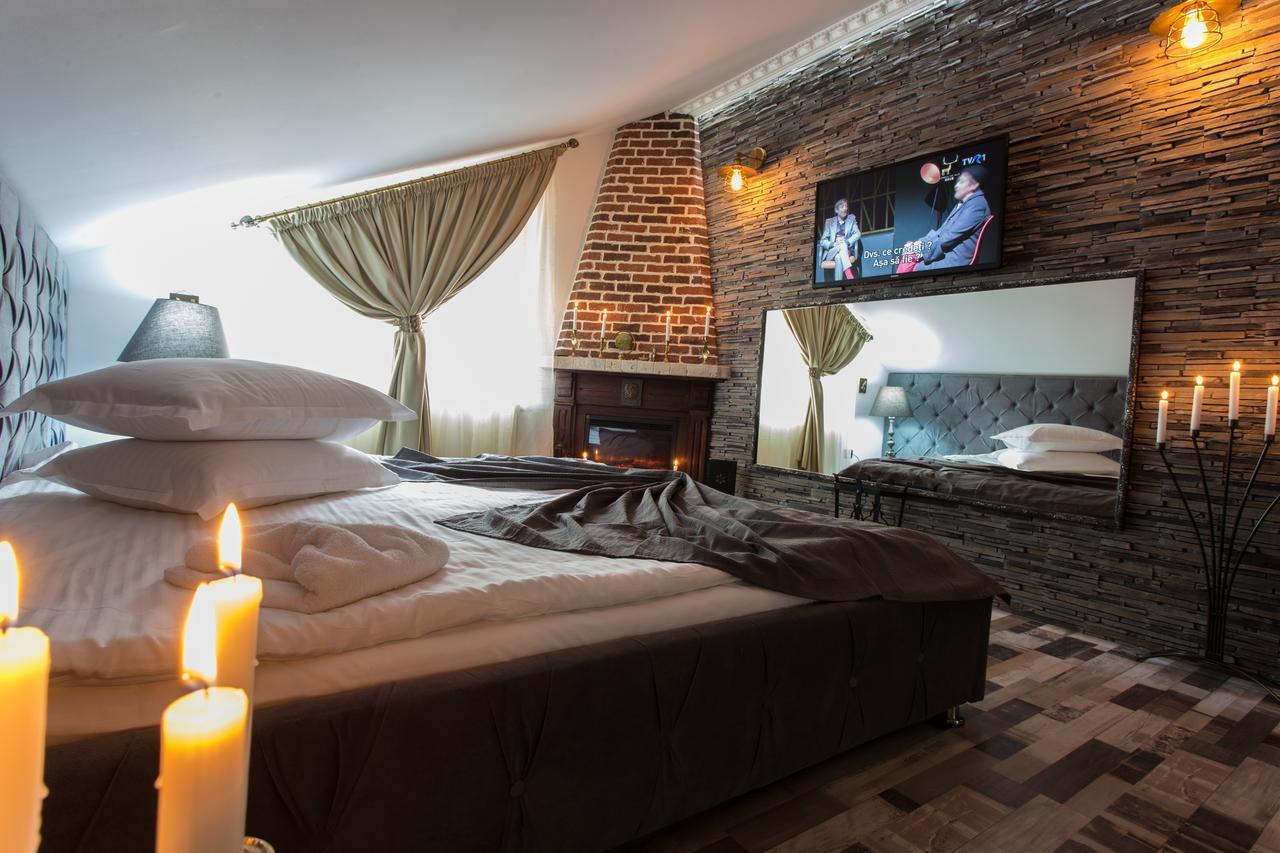 Pension Casa Wenge Сіная Екстер'єр фото