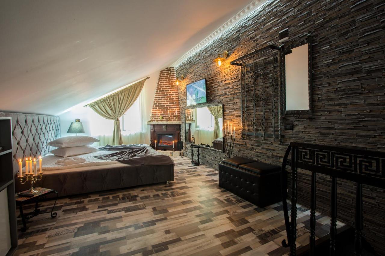 Pension Casa Wenge Сіная Екстер'єр фото