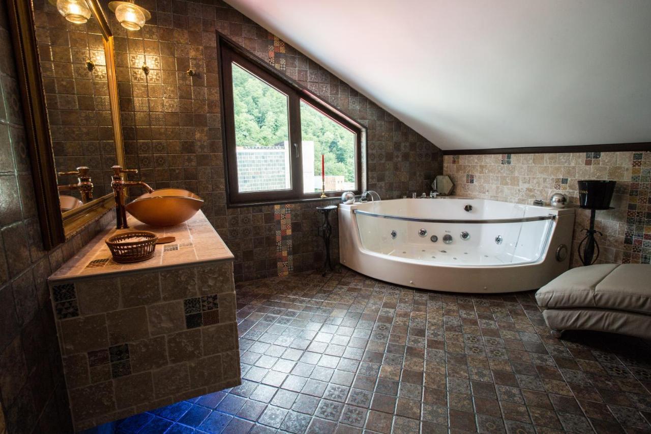 Pension Casa Wenge Сіная Екстер'єр фото