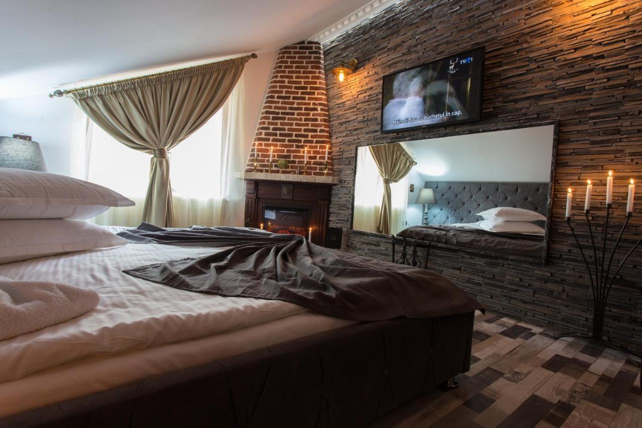 Pension Casa Wenge Сіная Екстер'єр фото