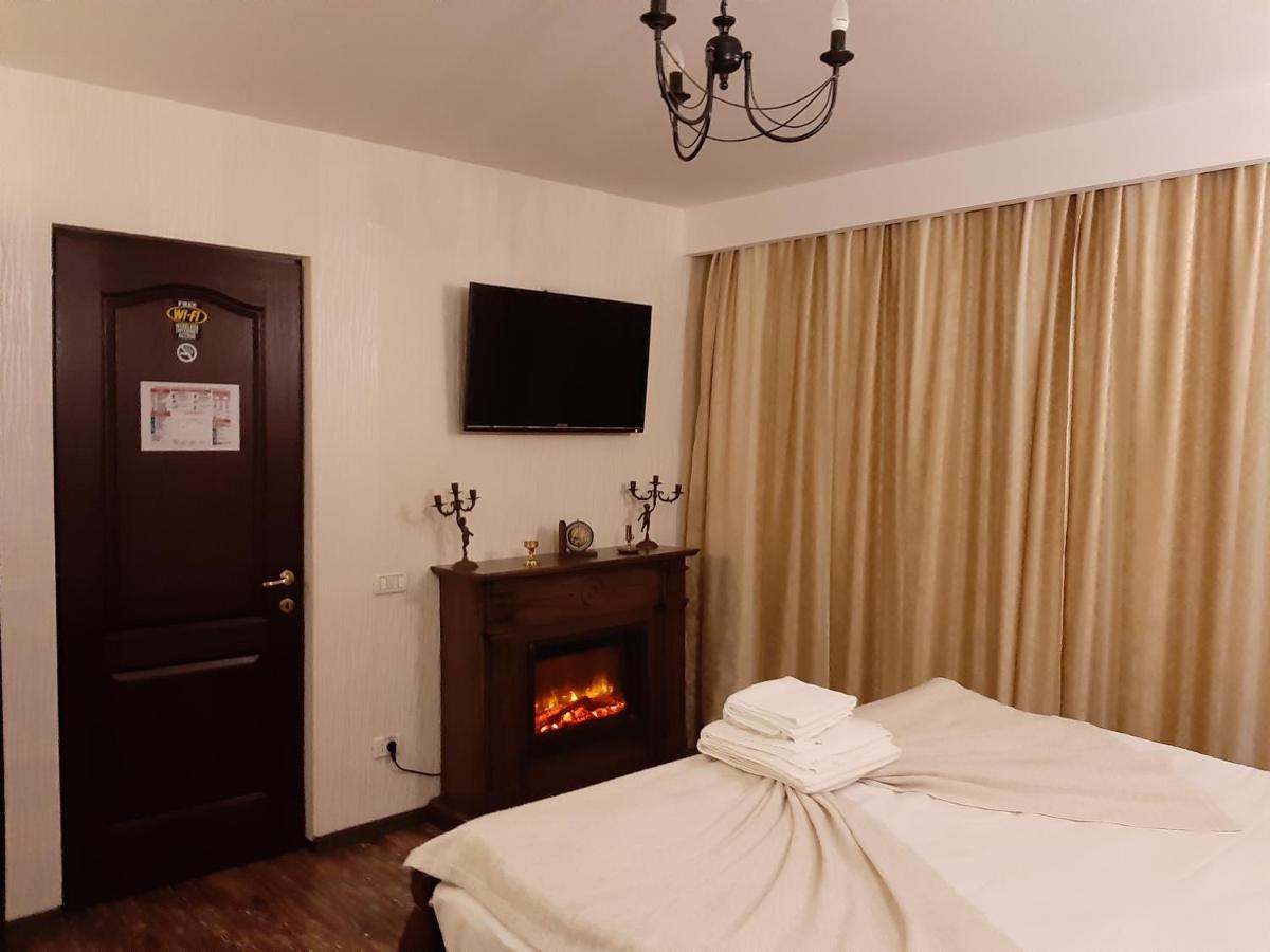 Pension Casa Wenge Сіная Екстер'єр фото