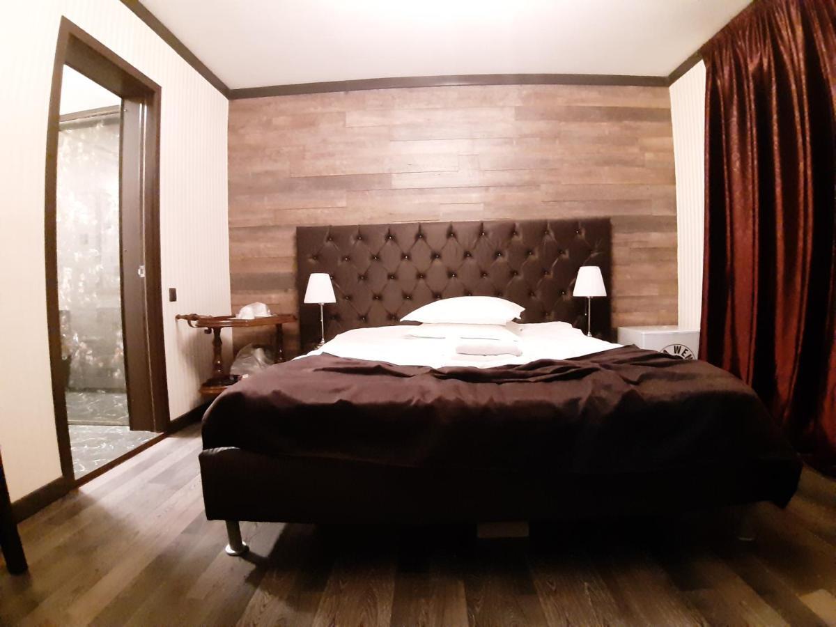 Pension Casa Wenge Сіная Екстер'єр фото