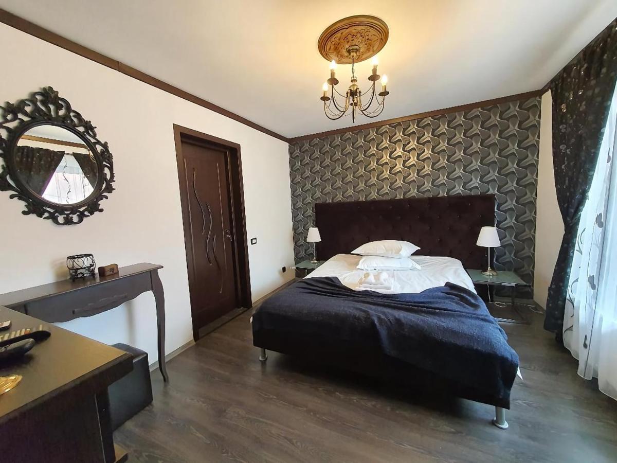 Pension Casa Wenge Сіная Екстер'єр фото
